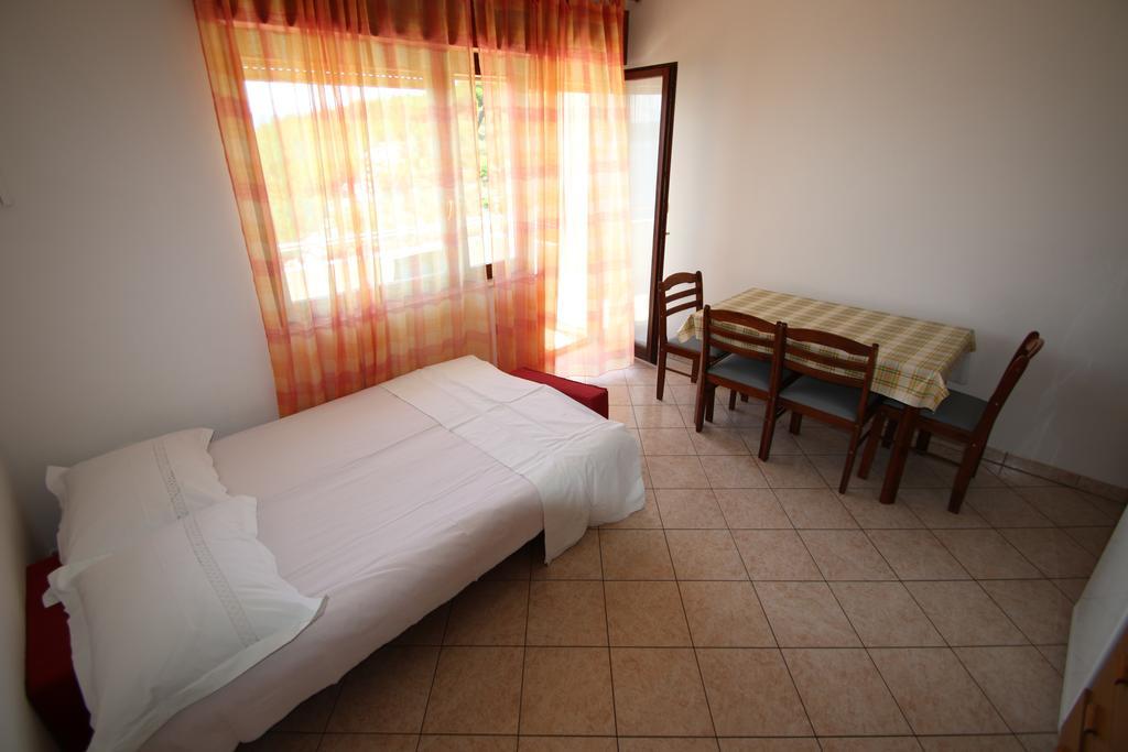 Villa Stipe Lokva Rogoznica Habitación foto